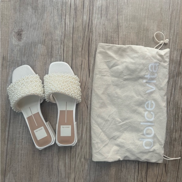 Dolce Vita Hallie Pearl Low Block Heel Sandal - Picture 4 of 6